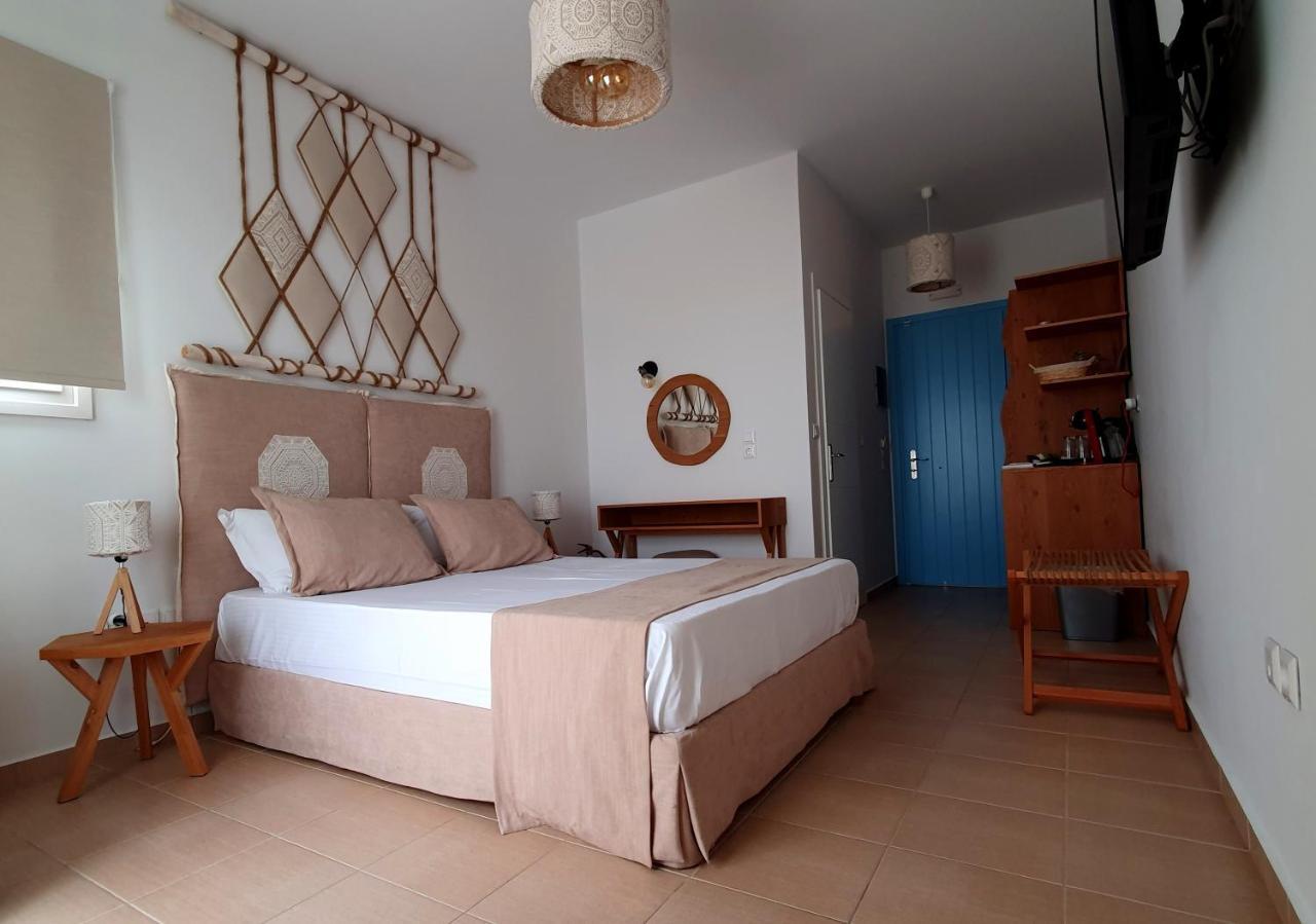 Sarakiniko Rooms Αδάμας Εξωτερικό φωτογραφία