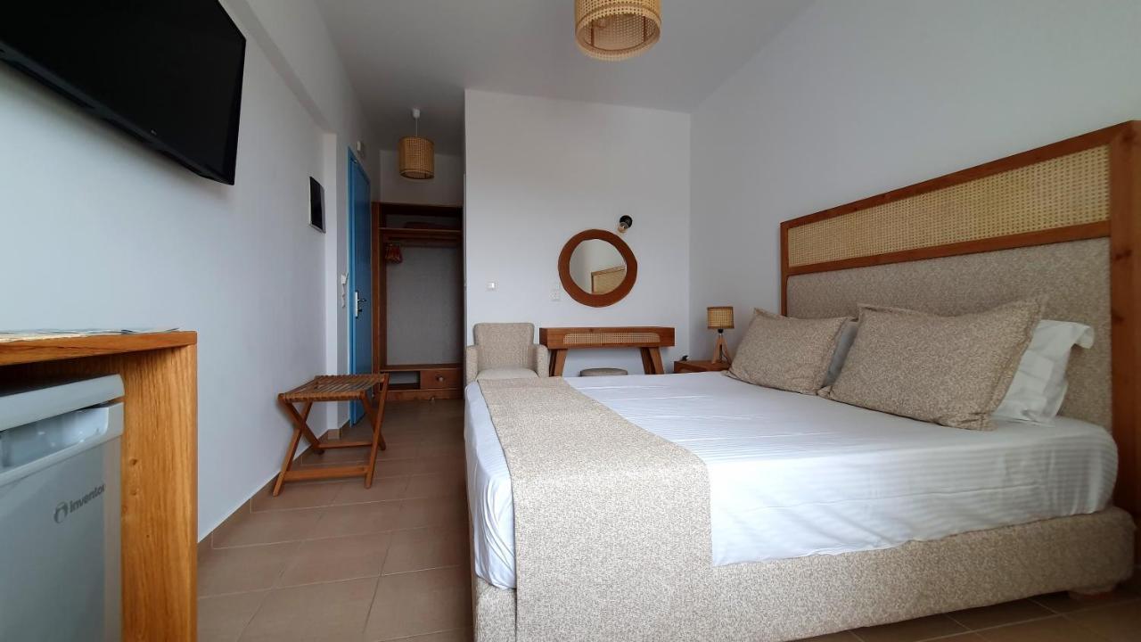 Sarakiniko Rooms Αδάμας Εξωτερικό φωτογραφία