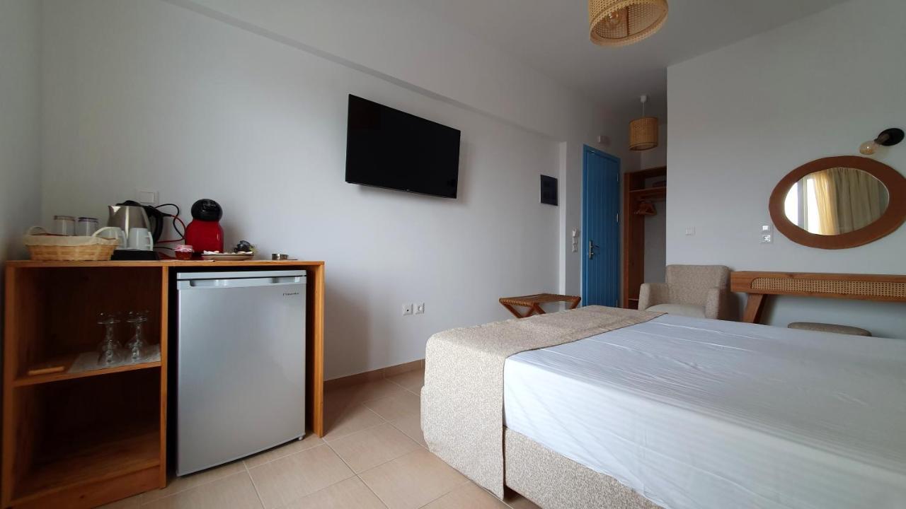 Sarakiniko Rooms Αδάμας Εξωτερικό φωτογραφία