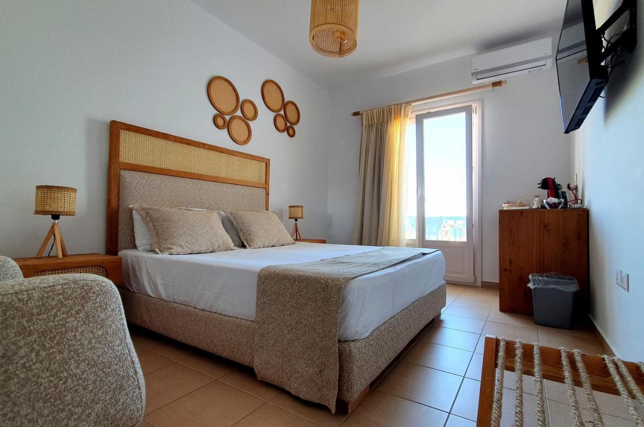 Sarakiniko Rooms Αδάμας Εξωτερικό φωτογραφία