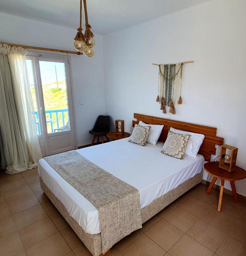 Sarakiniko Rooms Αδάμας Εξωτερικό φωτογραφία