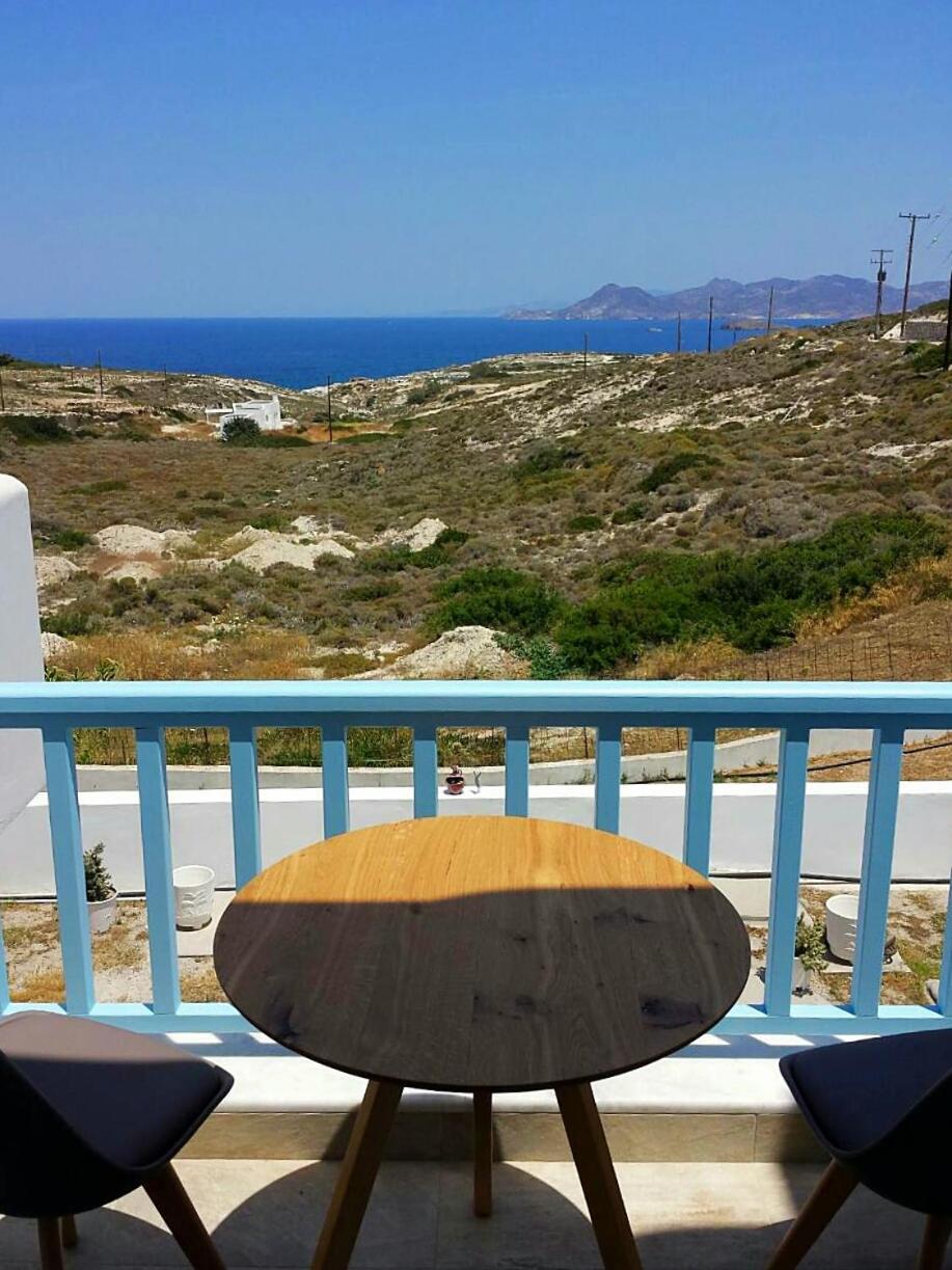 Sarakiniko Rooms Αδάμας Εξωτερικό φωτογραφία