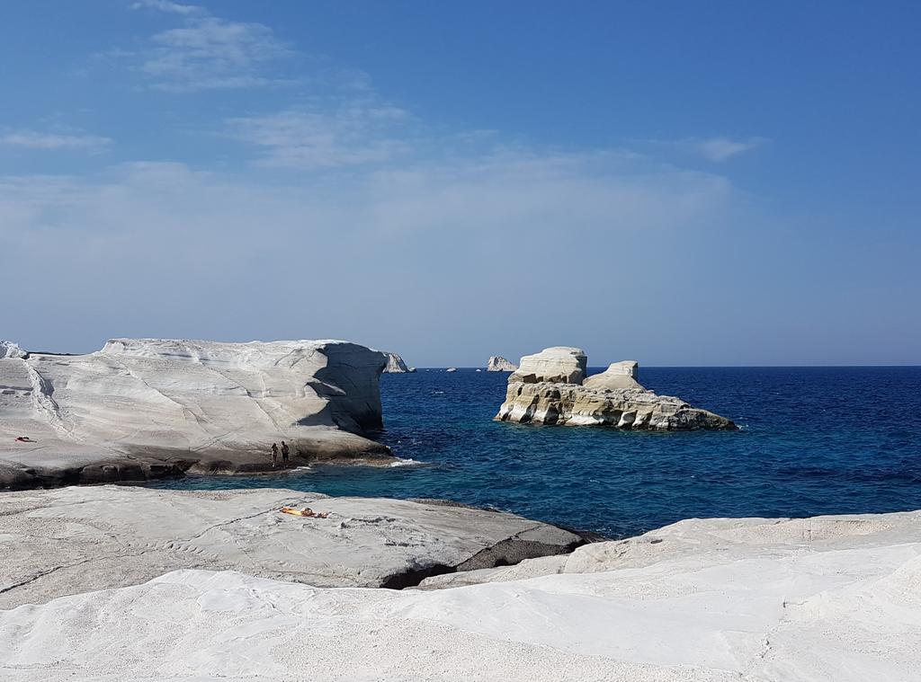 Sarakiniko Rooms Αδάμας Εξωτερικό φωτογραφία