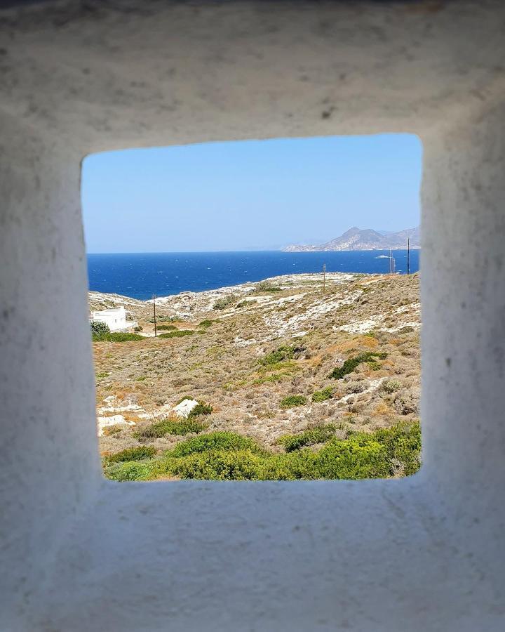 Sarakiniko Rooms Αδάμας Εξωτερικό φωτογραφία